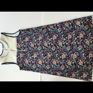 Adorable floral sundress with lace front XS